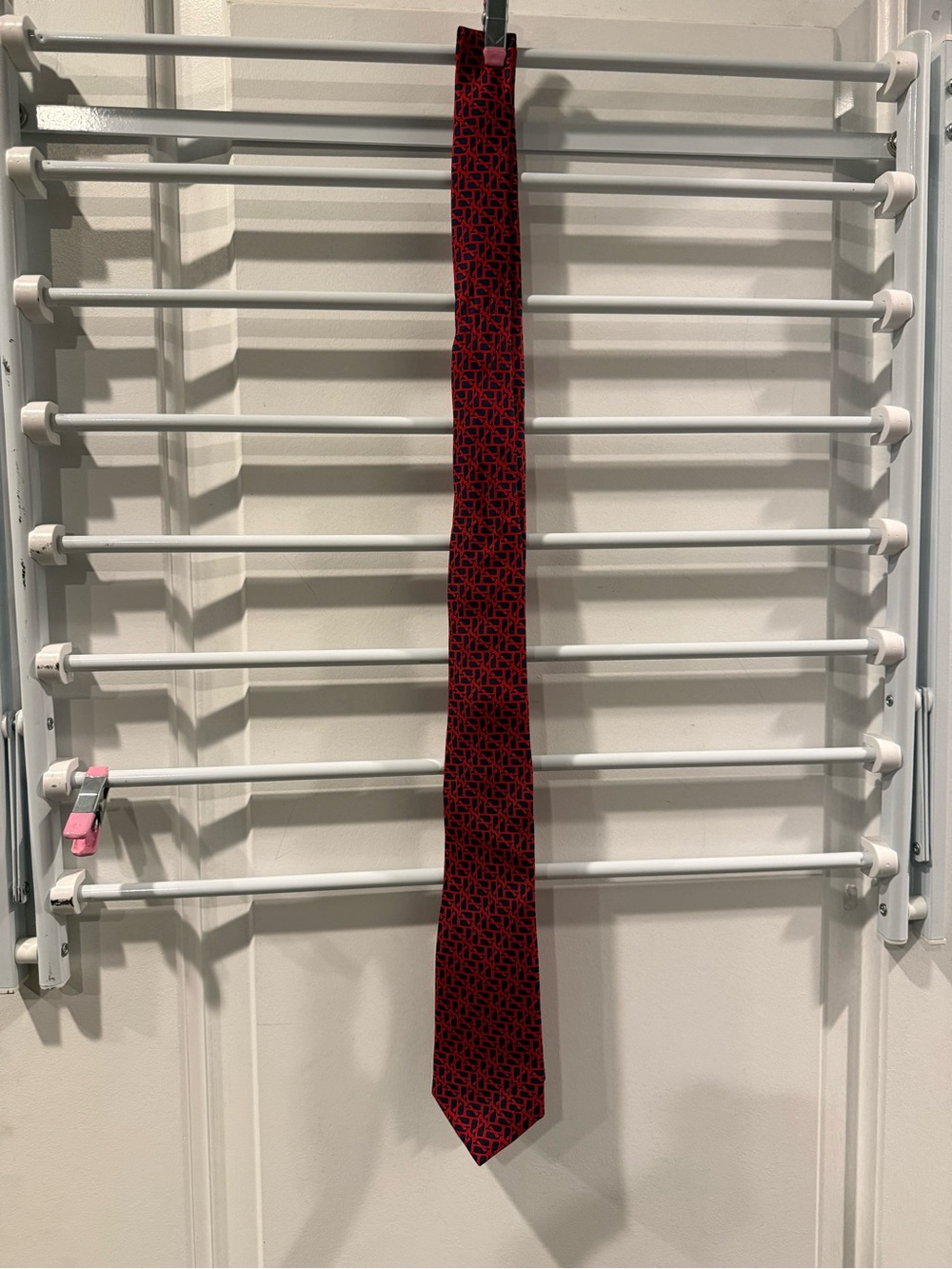 Vineyard Vines Red and Black Geometric Silk Tie
